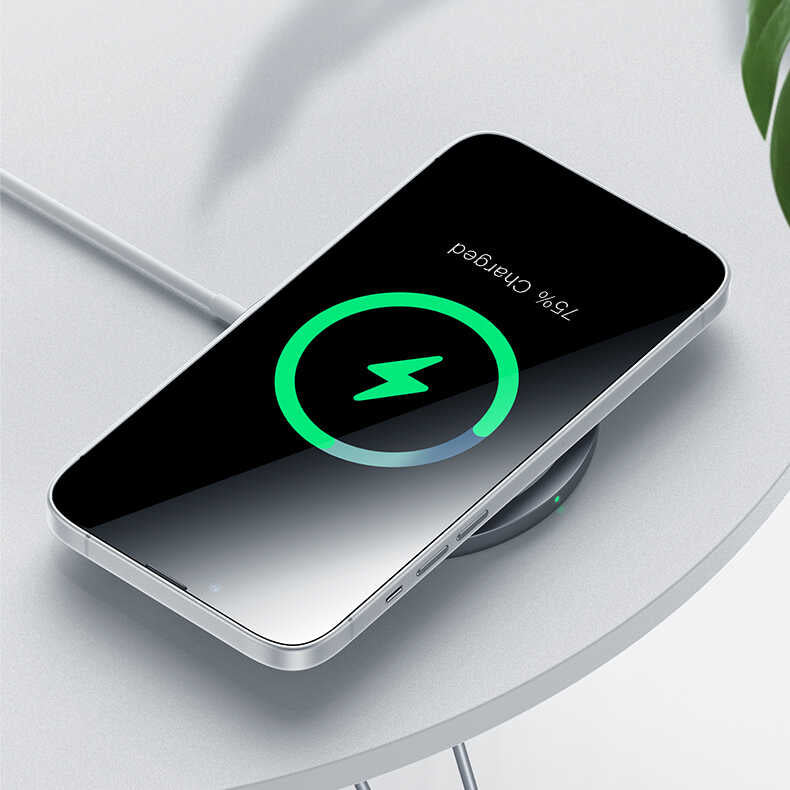 iPhone 13 Pro Max Kılıf Benks Lollipop Protective Kapak