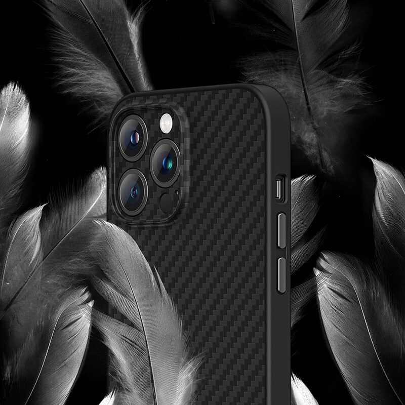 iPhone 13 Pro Max Kılıf Karbon Fiber Benks Hybrid Kevlar Kapak