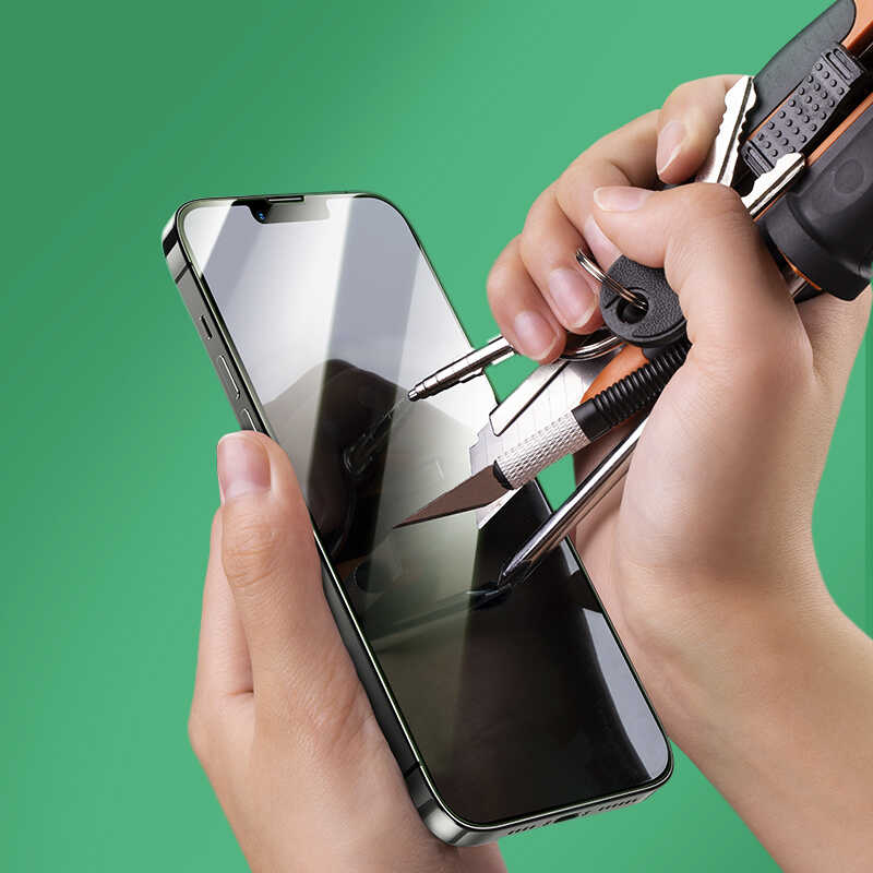 iPhone 13 / 13 Pro / 14 / 16E / 17E uyumlu Benks V Pro Green Light Ekran Koruyucu