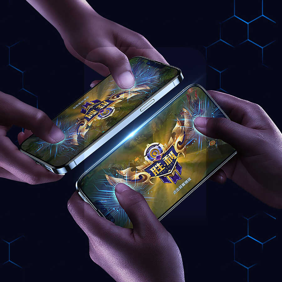 iPhone 13 Pro Max / 14 Plus Benks Mat Ekran Koruyucu Parmak İzi Bırakmayan Oyunculara Özel Ekran Filmi