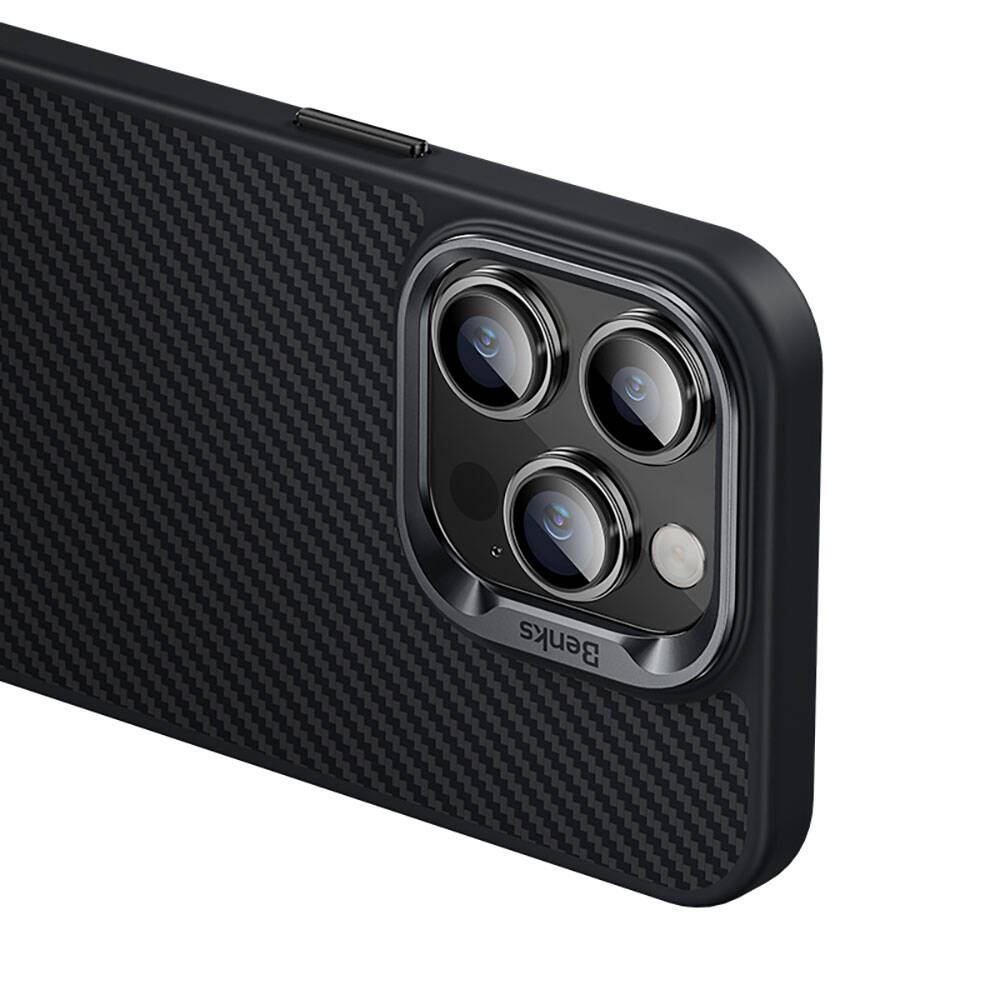 iPhone 14 Pro Max Kılıf Karbon Fiber Magsafe Şarj Özellikli Benks Hybrid ArmorPro 600D Kevlar Kapak