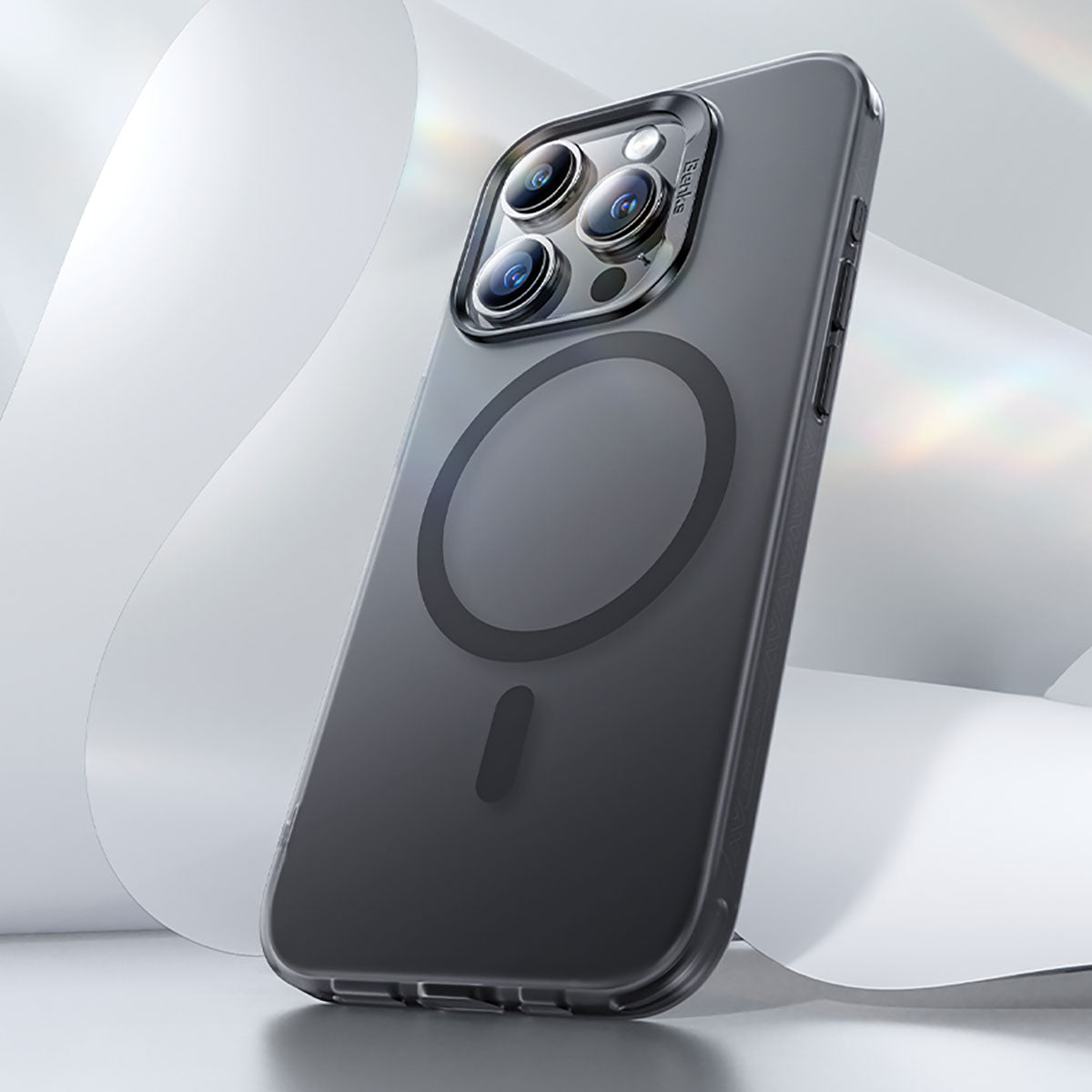 iPhone 15 Pro Kılıf Magsafe Şarj Özellikli Benks Lucid Armor Kapak