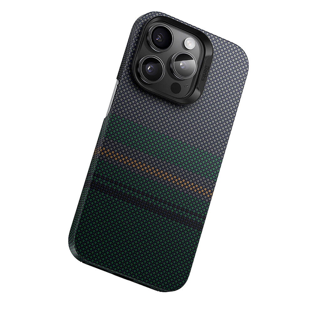 iPhone 15 Pro Kılıf Magsafe Şarj Özellikli Karbon Fiber Tasarımlı Benks Aurora ArmorAir Kevlar Kapak