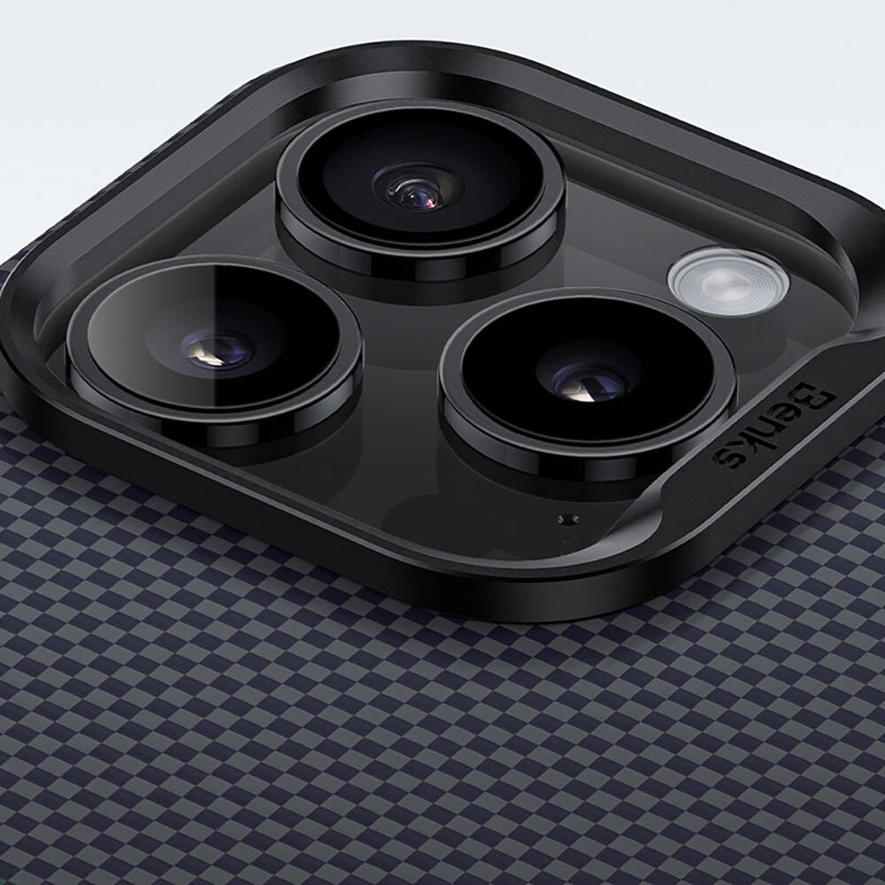 iPhone 15 Pro Kılıf Magsafe Şarj Özellikli Karbon Fiber Tasarımlı Benks Aurora ArmorPro Kevlar Kapak