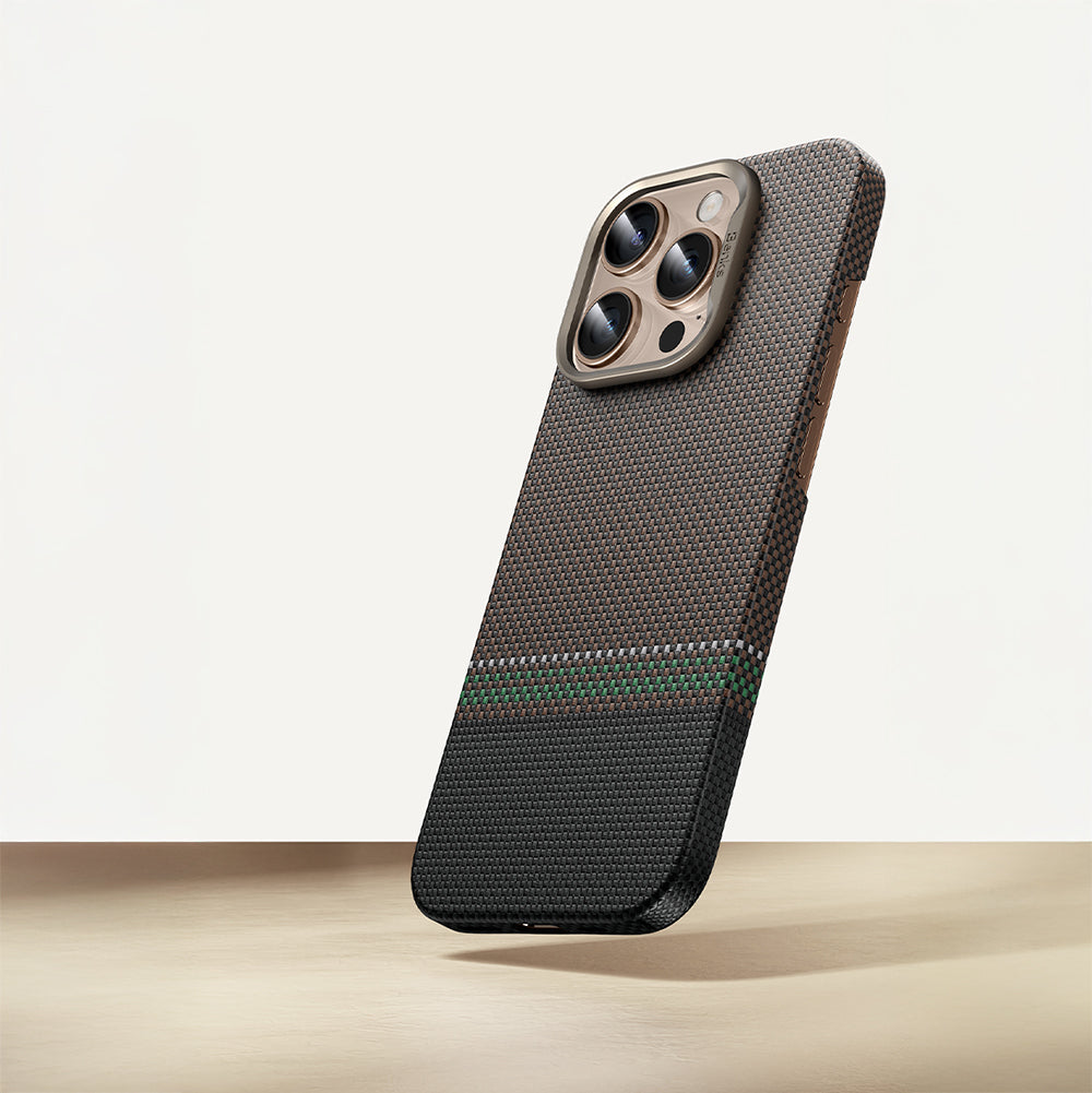 iPhone 15 Pro Kılıf Magsafe Şarj Özellikli Karbon Fiber Tasarımlı Benks Prestige ArmorAir Kevlar Kapak