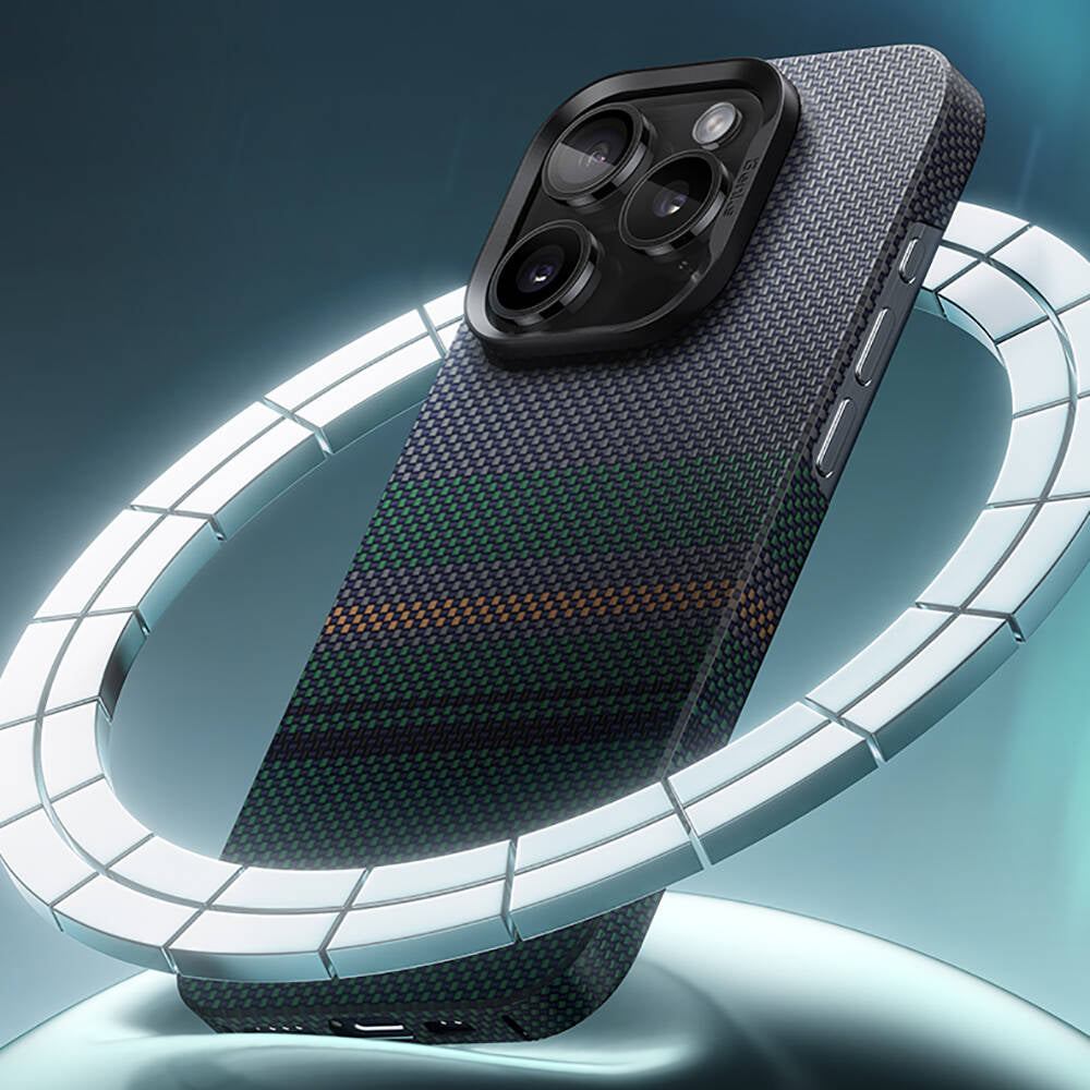 iPhone 15 Pro Max Kılıf Magsafe Şarj Özellikli Karbon Fiber Tasarımlı Benks Aurora ArmorAir Kevlar Kapak