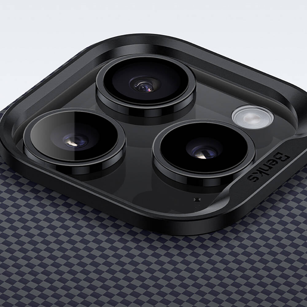 iPhone 16 Pro Max Kılıf Magsafe Şarj Özellikli Karbon Fiber Tasarımlı Benks Aurora ArmorPro Kevlar Kapak