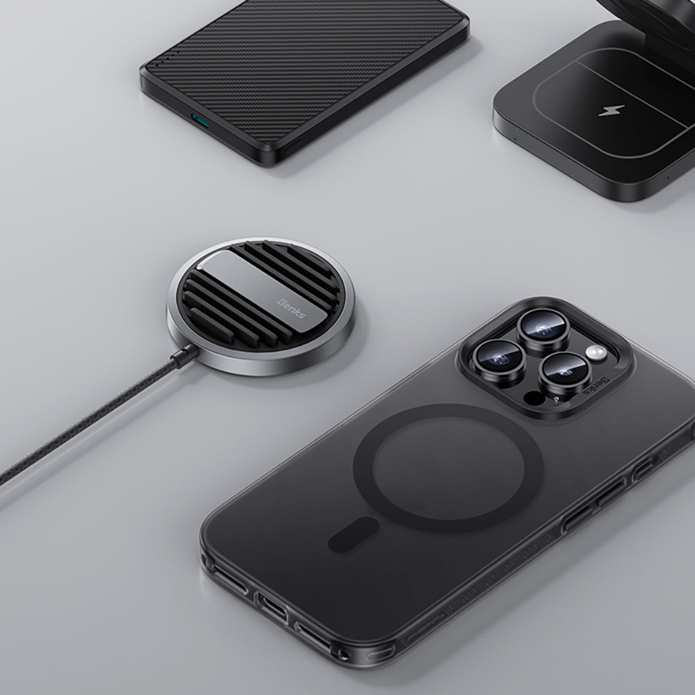 iPhone 17 Pro Kılıf M-safe Şarj Özellikli Benks Lucid Armor Kapak