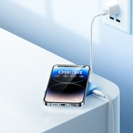 Benks MP07 Magsafe Powerbank 10000 mAh Magnetik İnce Tasarımlı