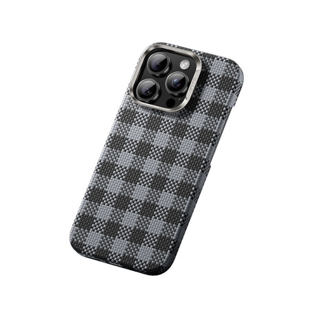 iPhone 15 Pro Max Kılıf M-safe Şarj Özellikli Ekose Tasarımlı Benks ArmorVichy Kevlar Kapak