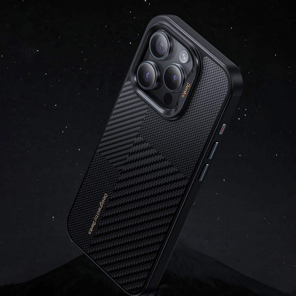 iPhone 15 Pro Max Kılıf Magsafe Şarj Özellikli Karbon Fiber Benks Montage ArmorPro Kevlar Kapak