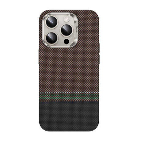 iPhone 15 Pro Max Kılıf Magsafe Şarj Özellikli Karbon Fiber Tasarımlı Benks Prestige ArmorPro Kevlar Kapak