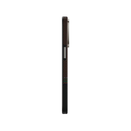 iPhone 15 Pro Max Kılıf Magsafe Şarj Özellikli Karbon Fiber Tasarımlı Benks Prestige ArmorPro Kevlar Kapak