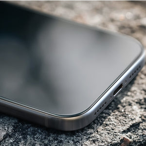 iPhone 16 Pro / 17 uyumlu Benks OmniWarrior Anti-Drop Eye-Friendly Cam Ekran Koruyucu + Kolay Uygulama Aparatlı