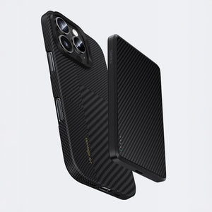 iPhone 16 Pro Kılıf M-safe Şarj Özellikli Karbon Fiber Metal Kamera Çerçeveli Benks Montage ArmorAir Kevlar Kapak