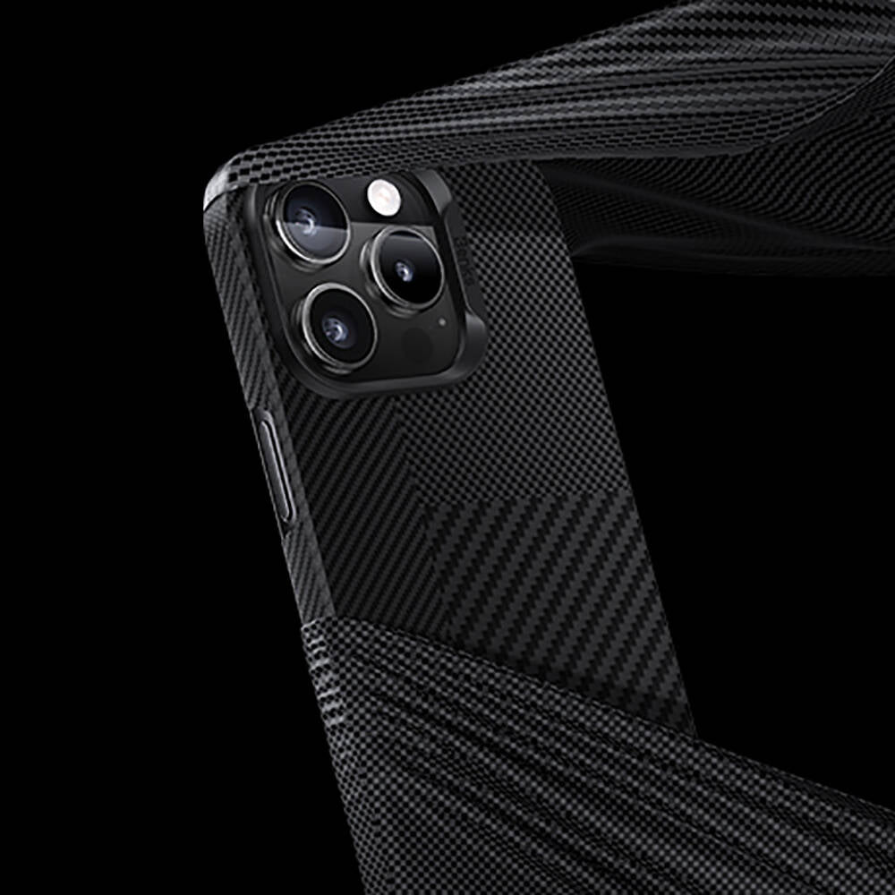iPhone 16 Pro Kılıf Magsafe Şarj Özellikli Karbon Fiber Benks Montage ArmorAir Kevlar Kapak
