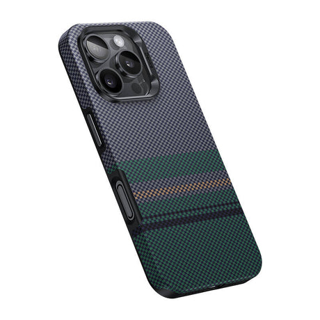 iPhone 16 Pro Kılıf Magsafe Şarj Özellikli Karbon Fiber Tasarımlı Benks Aurora ArmorPro Kevlar Kapak