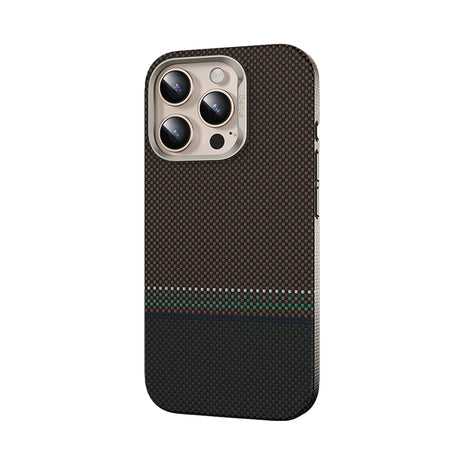 iPhone 16 Pro Max Kılıf Magsafe Şarj Özellikli Karbon Fiber Tasarımlı Benks Prestige ArmorPro Kevlar Kapak