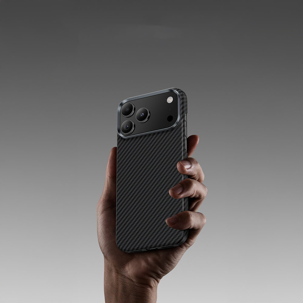 iPhone 17 Kılıf Benks M-safe Şarj Özellikli Metal Kamera Çerçeveli Magnetik ArmorAir 600D Kevlar Fiber Kapak