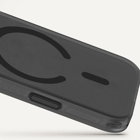 iPhone 17 Pro Kılıf M-Safe Şarj Özellikli Benks C-Magnet Lucid Armor Kapak