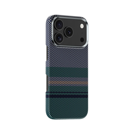 iPhone 17 Pro Max Kılıf M-safe Şarj Özellikli Karbon Fiber Tasarımlı Benks Aurora ArmorPro Kevlar Kapak