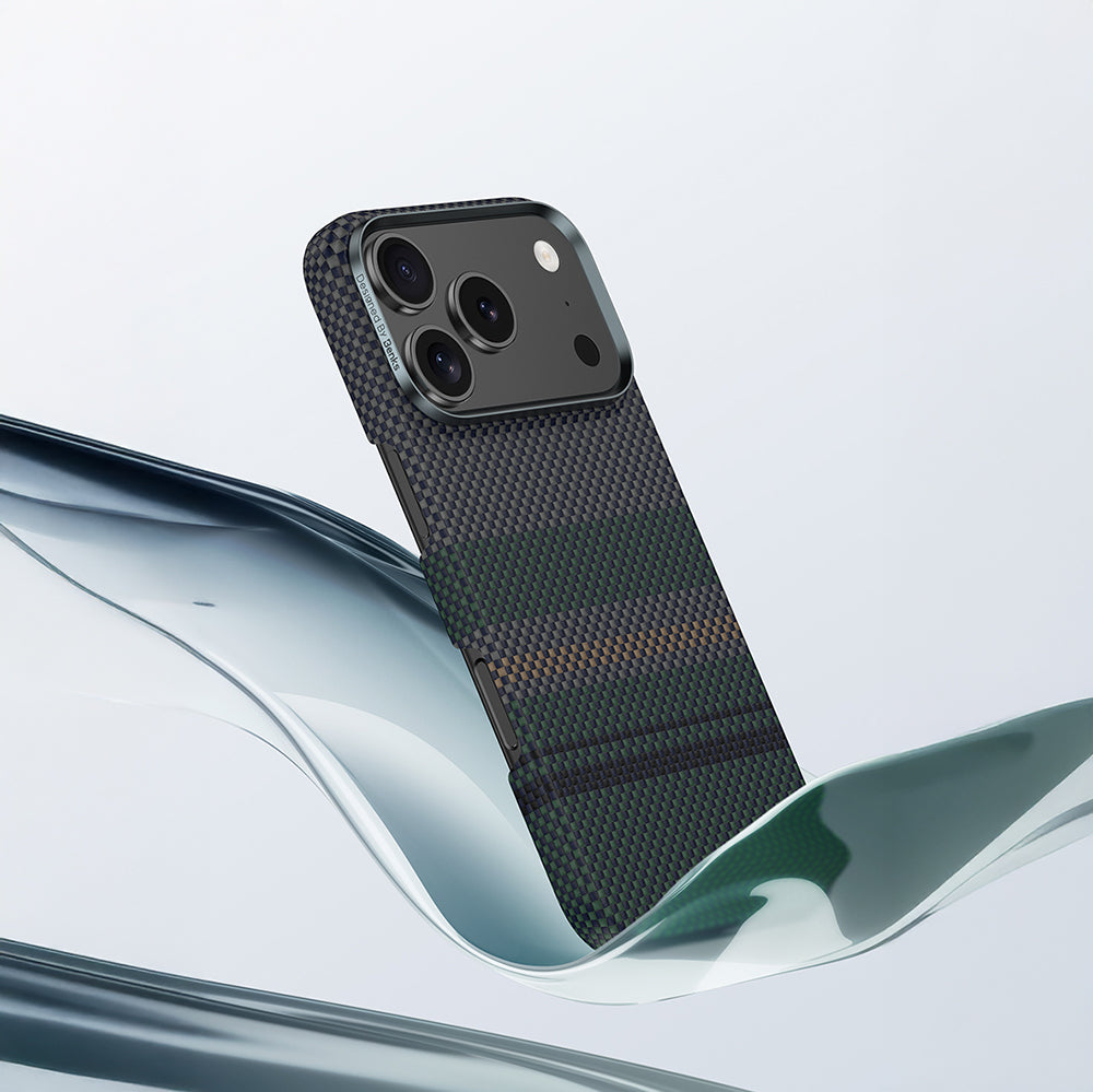 iPhone 17 Pro Max Kılıf M-safe Şarj Özellikli Karbon Fiber Tasarımlı Benks Aurora ArmorPro Kevlar Kapak