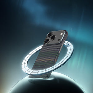 iPhone 17 Pro Max Kılıf M-safe Şarj Özellikli Karbon Fiber Tasarımlı Benks Aurora ArmorPro Kevlar Kapak