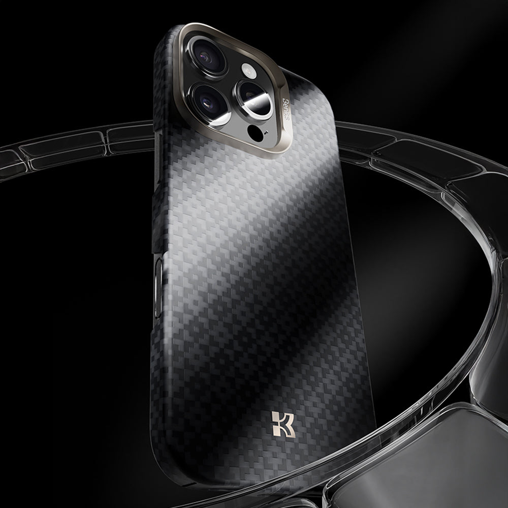 iPhone 16 Pro Max Kılıf M-Safe Şarj Özellikli Benks ArmorAir ArmorGrid Serisi Kevlar Kapak