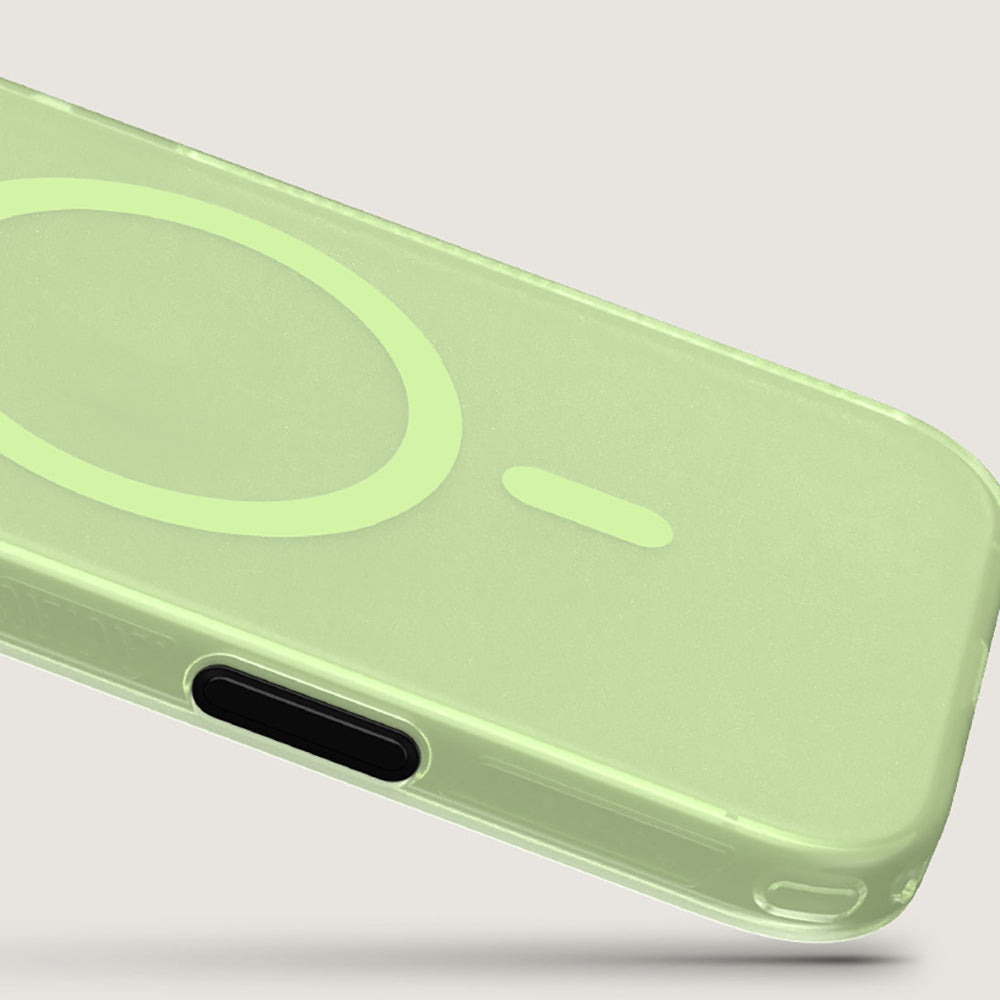 iPhone 17 Kılıf M-safe Şarj Özellikli Benks Lucid Armor Kapak